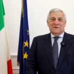 Antonio Tajani durante un incontro con Abbas Araghchi